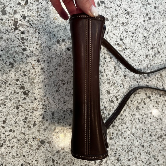 Vintage Coach Brown Leather Shoulder Bag - Picture 5 of 14